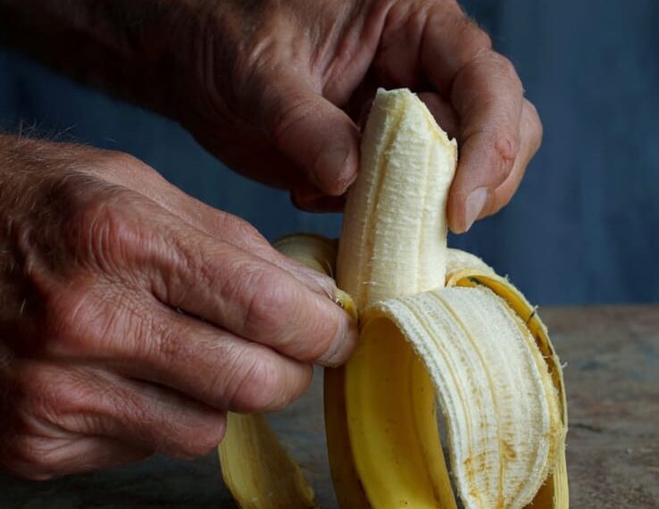 Os fios da banana: por que não devem ser descartados