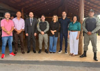 Segurança em Pauta: Pellozo e Simone Assis acompanham troca de comando do 27º BPM de Senador Canedo