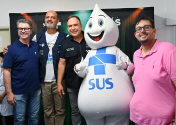 Mabel abre Dia D de vacinação contra influenza em Goiânia