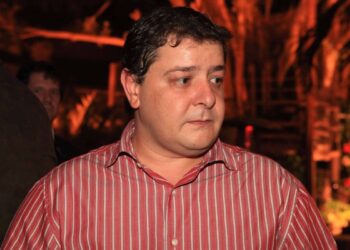 Relatório da CPMI do INSS pede indiciamento de 216 pessoas por fraudes em aposentadorias