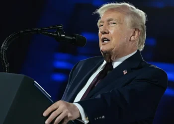 Trump admite intervir no petróleo do Irã e intensifica clima de tensão global