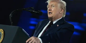 Trump admite intervir no petróleo do Irã e intensifica clima de tensão global