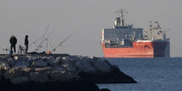 Cotação do petróleo recua mais de 15% após arrefecimento de tensões entre Washington e Teerã