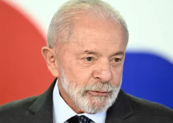 Lula desembarca na Alemanha como protagonista da maior feira industrial do mundo