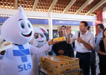 Aparecida de Goiânia lança ofensiva vacinal nas escolas com meta de 30 mil imunizações