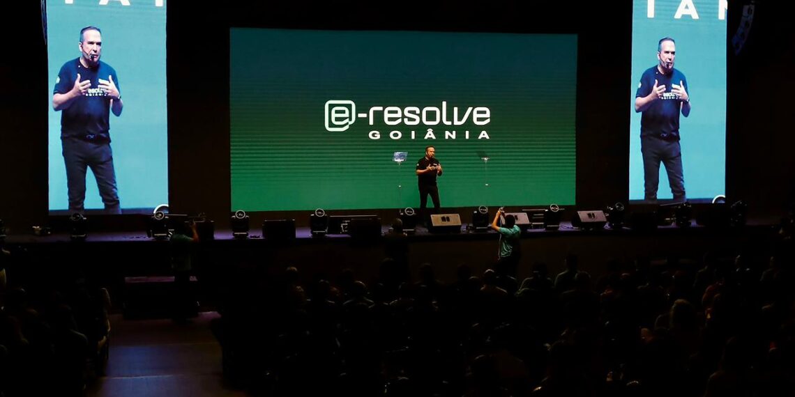 Goiânia digitaliza serviços com o e-Resolve e recebe apoio do setor produtivo