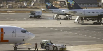 Aéreas alertam para impacto elevado após alta no querosene de aviação