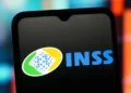 INSS inicia pagamento antecipado do 13º a partir de 24 de abril; confira calendário e regras