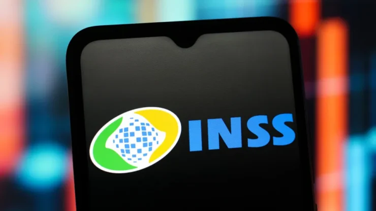 INSS inicia pagamento antecipado do 13º a partir de 24 de abril; confira calendário e regras