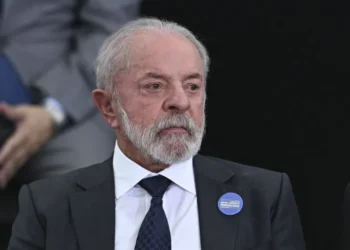 Cenário eleitoral: Lula sinaliza incerteza sobre candidatura à reeleição em 2026